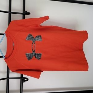 Boy's Under Armour tee